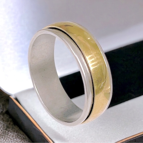 Other - Stainless Steel Two Tones Band Ring Men’s/Women’s